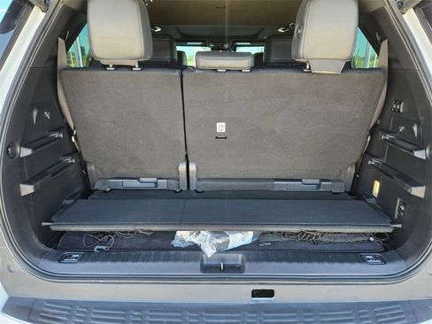 Used 2025 Toyota Sequoia Platinum image 30