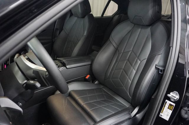 Used 2024 BMW 530i w/ Premium Package RWD image 10