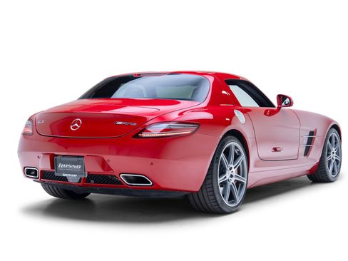 Used 2012 Mercedes-Benz SLS AMG Coupe image 4