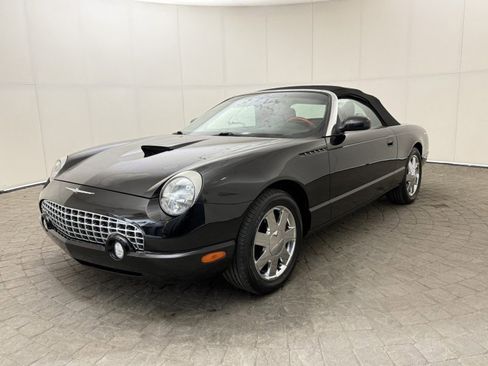 Used 2002 Ford Thunderbird image 15