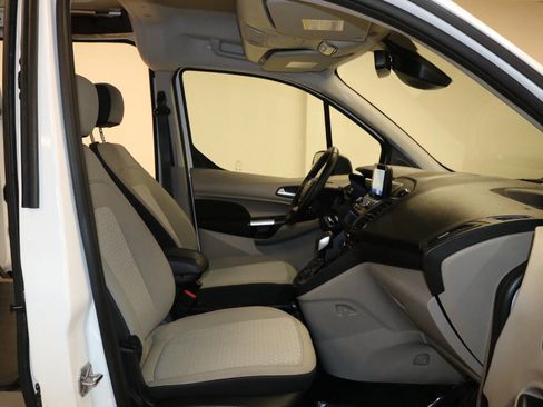 Used 2022 Ford Transit Connect XLT FWD image 18