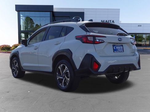 Used 2025 Subaru Crosstrek 2.5i Premium AWD/4WD image 5