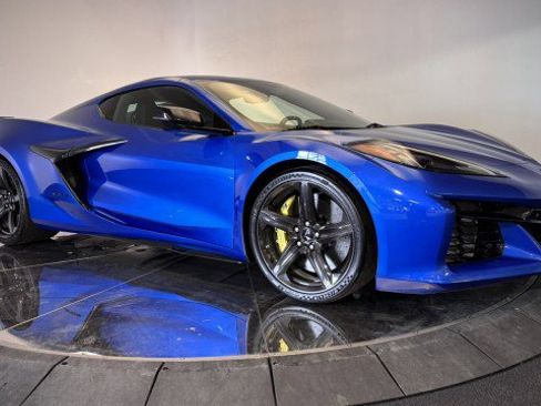 Used 2023 Chevrolet Corvette Z06 w/ Stealth Interior Trim Package image 18