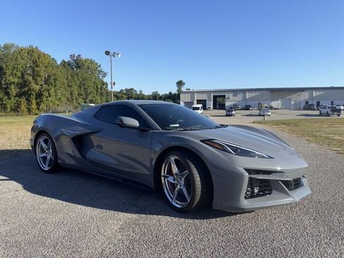 Used 2024 Chevrolet Corvette E-Ray w/ Stealth Interior Trim Package image 11