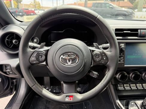 Certified 2023 Toyota GR86 w/ ALL Weather Mat Package (TMS) RWD image 21