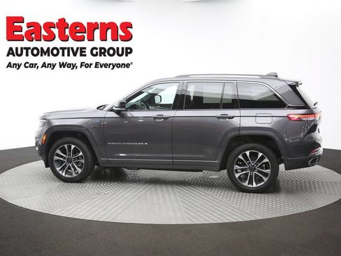 Used 2023 Jeep Grand Cherokee Overland w/ Luxury Tech Group IV AWD/4WD image 66