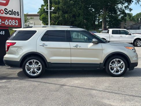Used 2011 Ford Explorer Limited AWD/4WD image 2