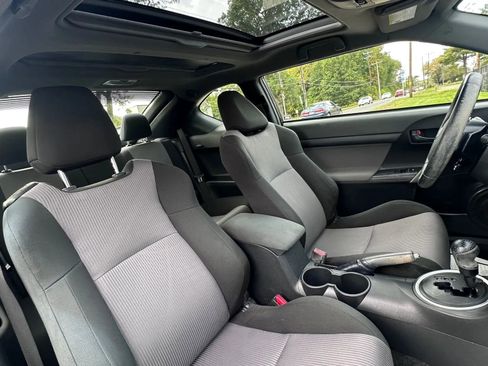 Used 2015 Scion tC image 24