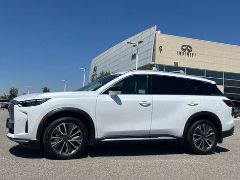 Certified 2026 INFINITI QX60 Luxe w/ Cargo Package FWD image 2