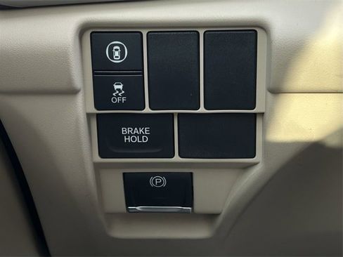 Used 2024 Acura RDX SH-AWD image 25