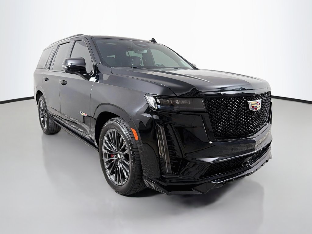 Used 2023 Cadillac Escalade V AWD/4WD image 3