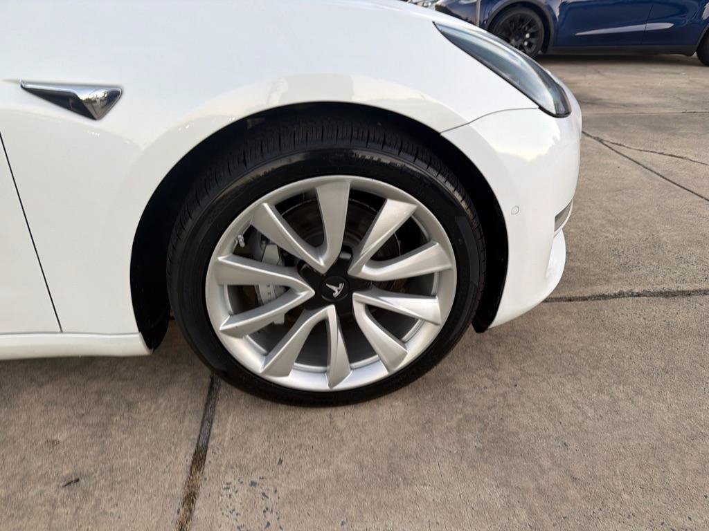 Used 2018 Tesla Model 3 Long Range RWD image 37