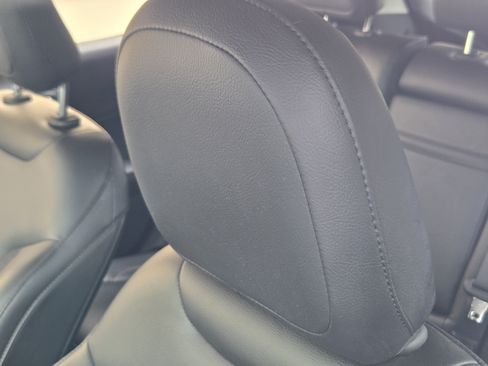 Used 2018 Jeep Compass Latitude AWD/4WD image 13