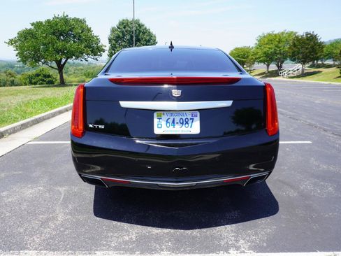 Used 2013 Cadillac XTS Premium FWD image 11
