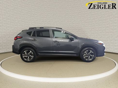 Used 2024 Subaru Crosstrek 2.0i Premium AWD/4WD image 4