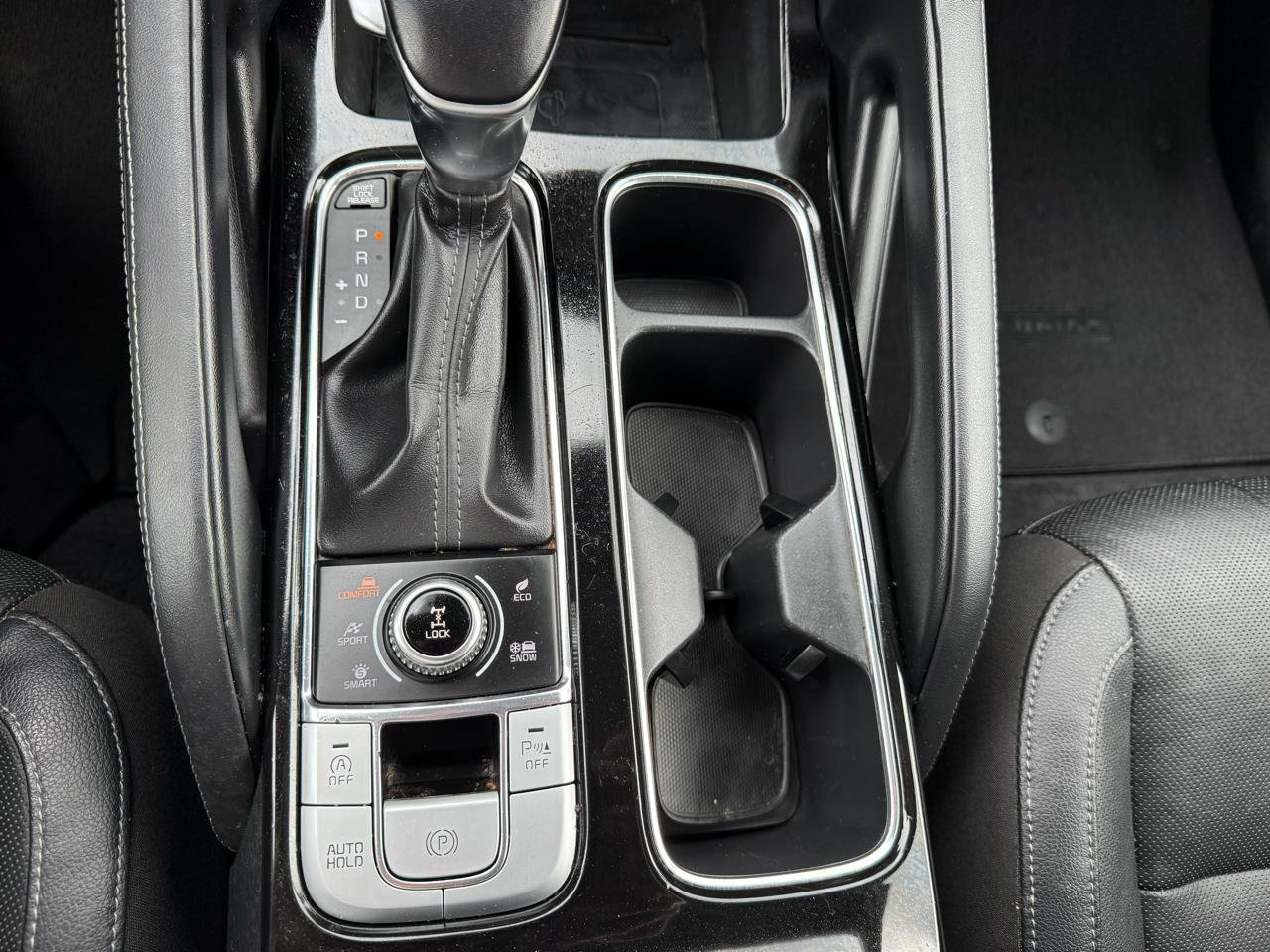 Used 2022 Kia Telluride EX w/ EX Premium Package AWD/4WD image 39