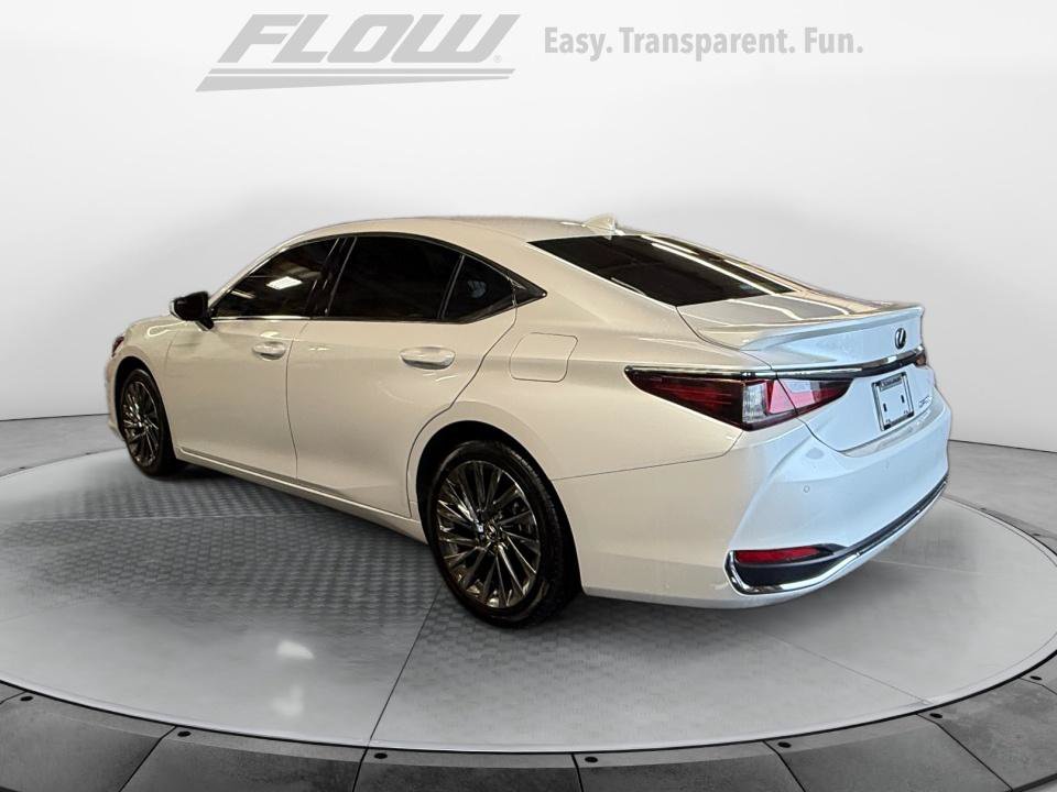 Used 2025 Lexus ES 300h w/ Technology Package FWD image 6