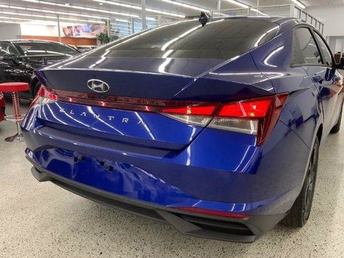 Used 2023 Hyundai Elantra SEL FWD image 30