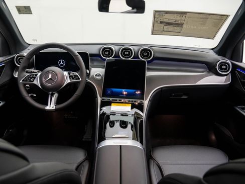 New 2026 Mercedes-Benz GLC 300 GLC 300 image 10