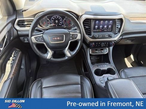 Certified 2023 GMC Acadia Denali w/ Denali Ultimate Package AWD/4WD image 9