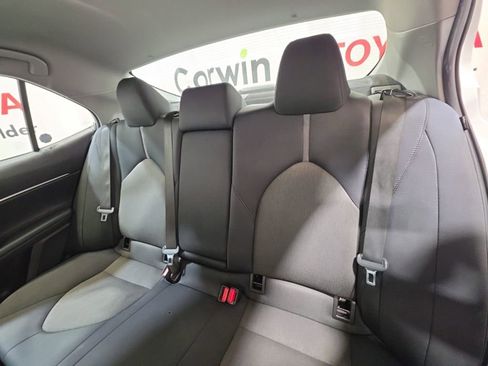 Used 2021 Toyota Camry LE image 22