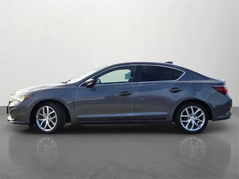 Used 2020 Acura ILX image 3