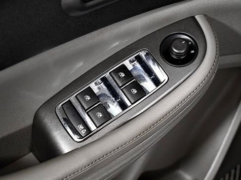 Used 2013 Chevrolet Malibu LS image 14