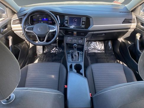 Used 2024 Volkswagen Jetta S image 10