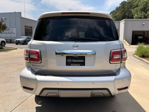 Used 2020 Nissan Armada SL w/ Premium Package RWD image 4
