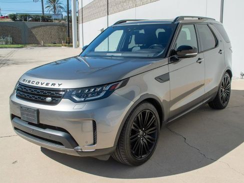 Used 2017 Land Rover Discovery HSE Luxury AWD/4WD image 11