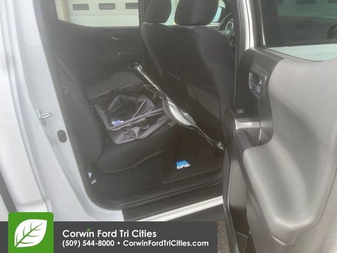 Used 2023 Toyota Tacoma TRD Off-Road w/ Technology Package image 9