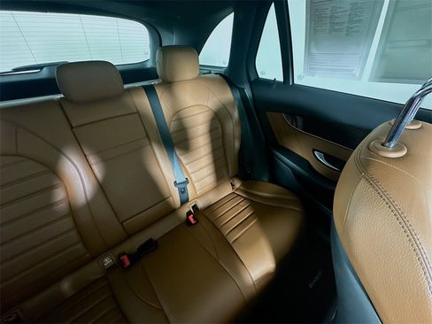 Used 2020 Mercedes-Benz GLC 300 GLC 300 image 14