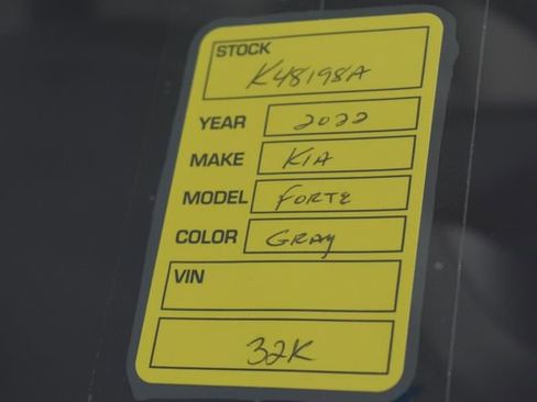 Certified 2022 Kia Forte LXS w/ LXS Technology Package image 30