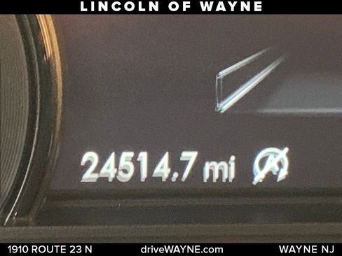 Certified 2022 Lincoln Corsair AWD w/ Equipment Group 101A image 39