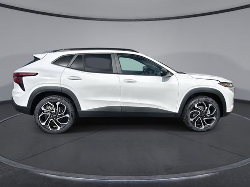 New 2026 Chevrolet Trax RS FWD image 9
