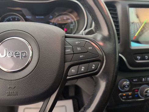 Used 2020 Jeep Cherokee Trailhawk image 45