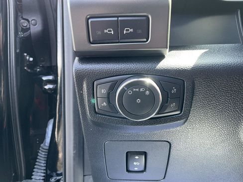 Used 2016 Ford F150 Lariat w/ Equipment Group 502A Luxury AWD/4WD image 15