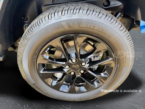 Used 2021 Jeep Wrangler Unlimited Sahara w/ Safety Group image 14