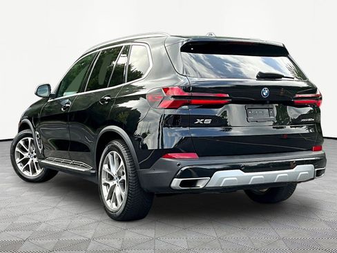 Used 2024 BMW X5 xDrive50e AWD/4WD image 4