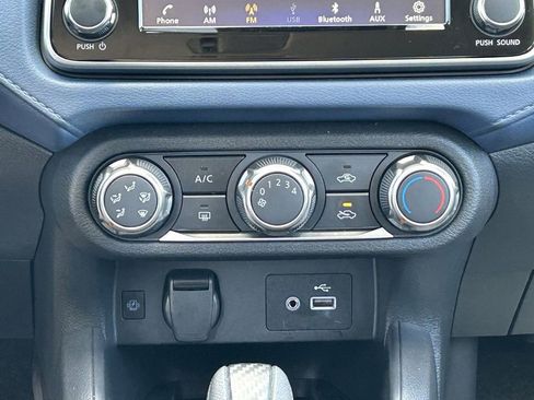 Used 2025 Nissan Versa SV w/ Trunk Package image 15