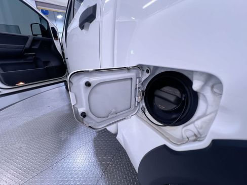Used 2014 Nissan Titan PRO-4X AWD/4WD image 39