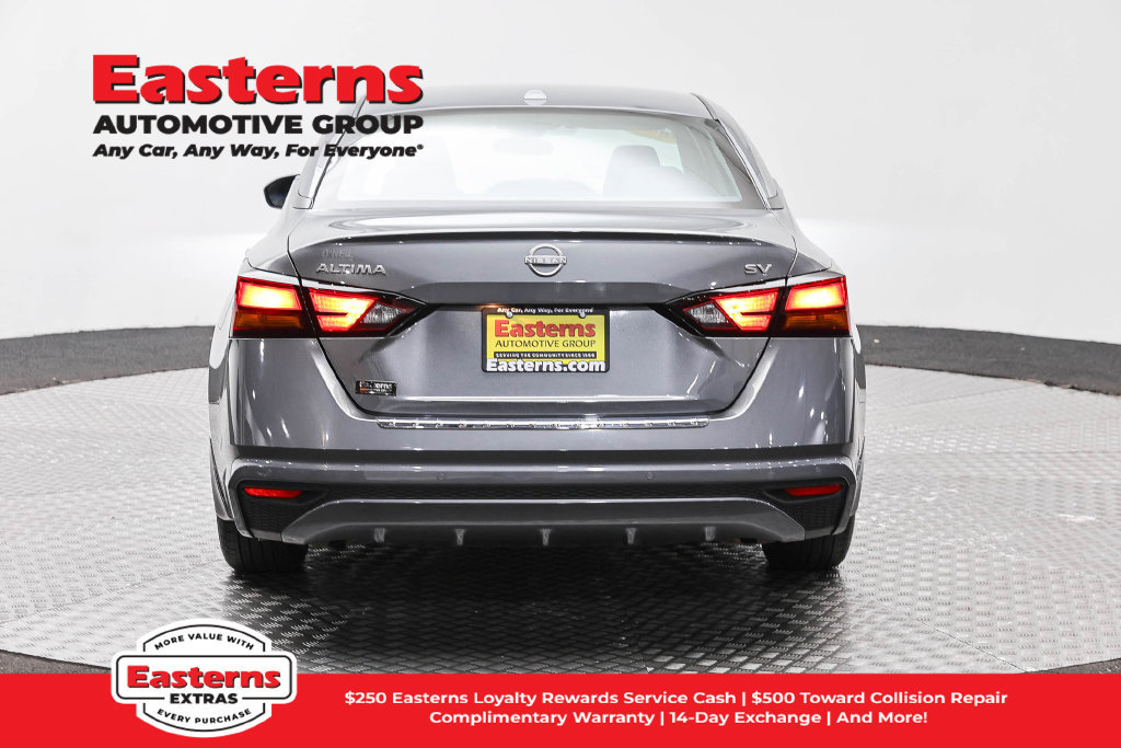 Used 2023 Nissan Altima 2.5 SV FWD image 7