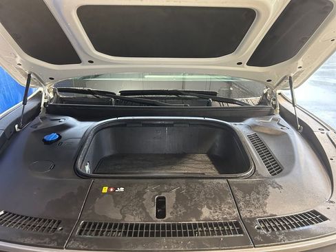 Used 2024 Kia EV9 Wind image 29