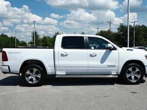 Used 2022 RAM 1500 Laramie w/ Sport Appearance Package AWD/4WD image 4