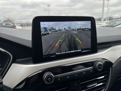 Used 2022 Ford Escape SE w/ Cold Weather Package FWD image 15