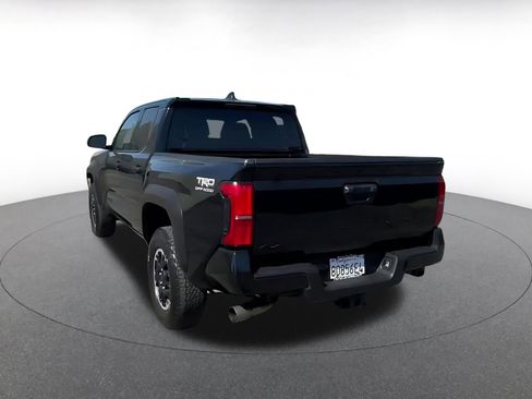 Used 2025 Toyota Tacoma TRD Off-Road image 10