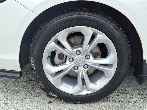 Used 2025 Honda Accord LX image 8