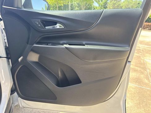 Used 2023 Chevrolet Equinox LS w/ LPO, Floor Liner Package FWD image 21