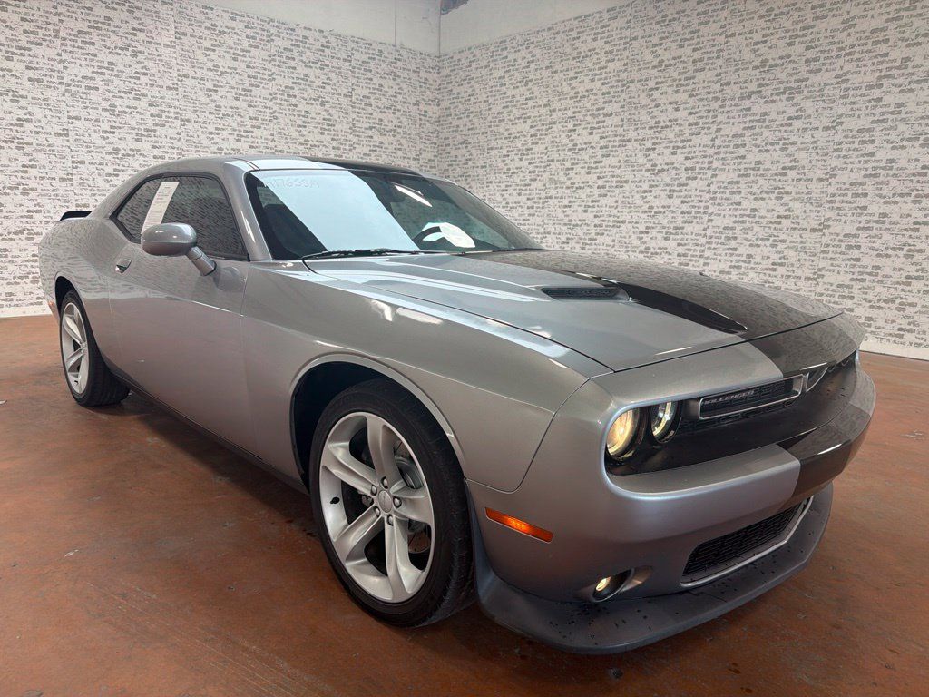 Used 2016 Dodge Challenger SXT w/ Super Sport Group (SS/T) RWD image 1