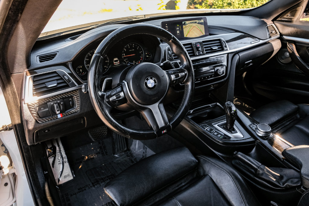 Used 2018 BMW 340i Gran Turismo xDrive AWD/4WD image 11